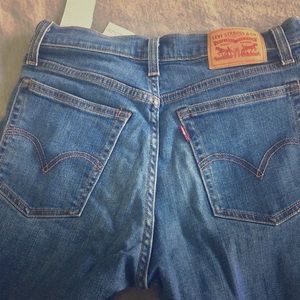 Levi wedgie straight 28